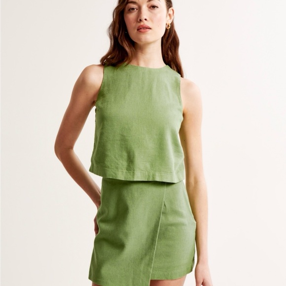 Linen tank top - Picture 2 of 5